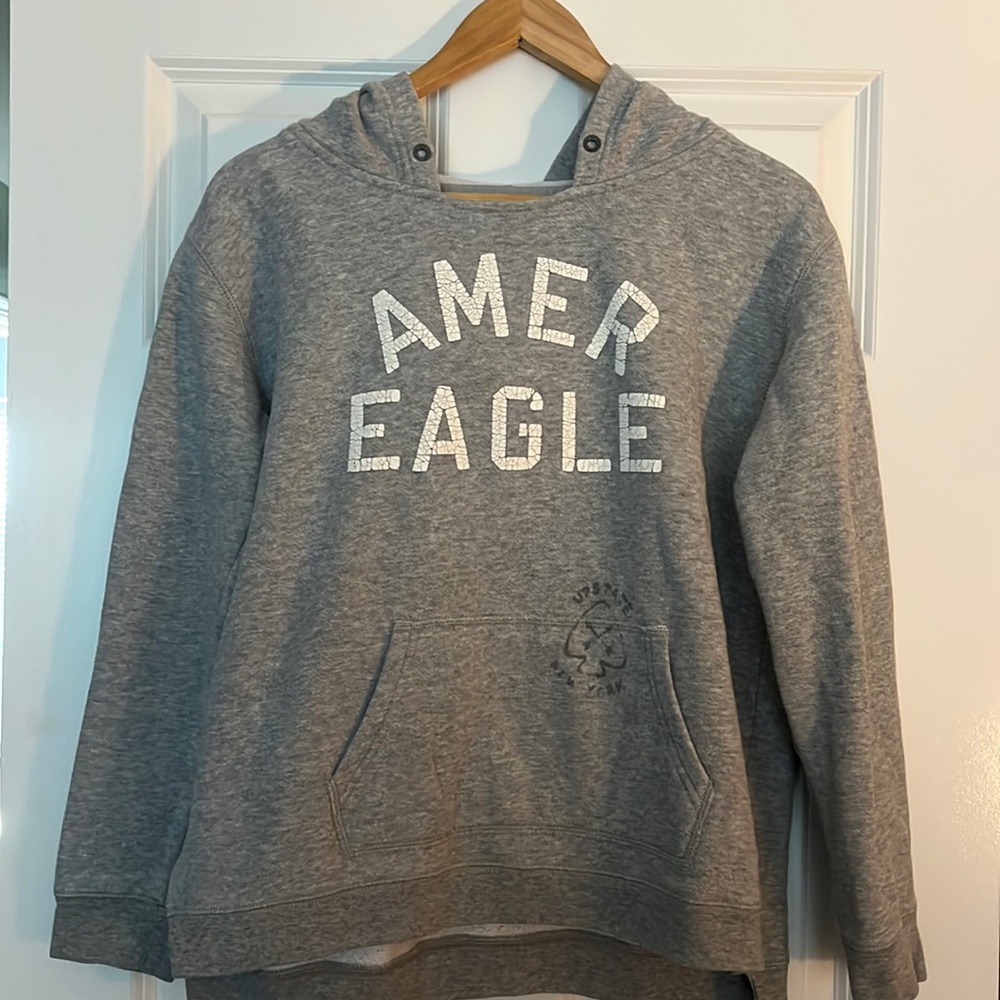 American Eagle sweatshirt